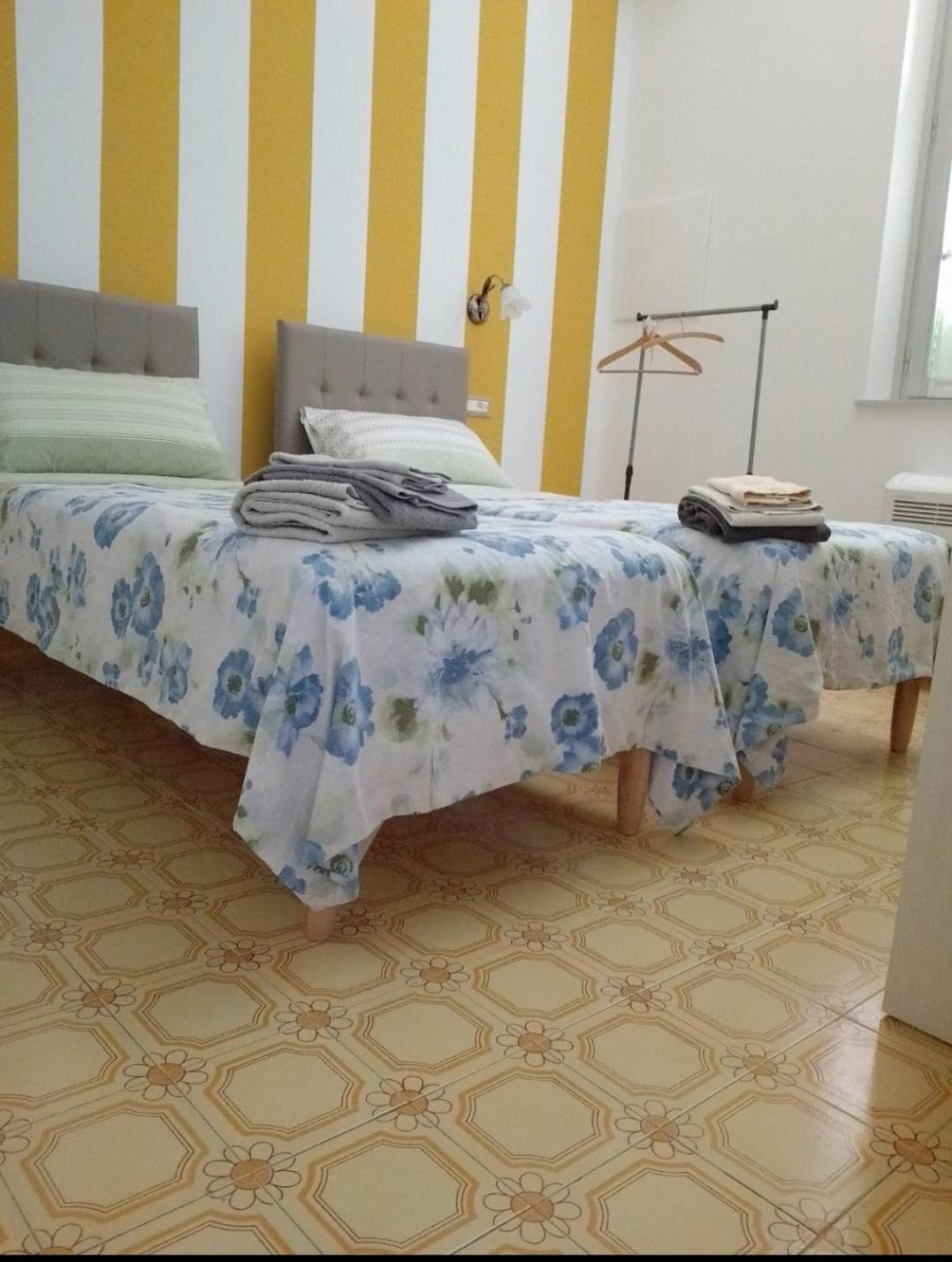 Villa Mezzetti Petrignano Del Lago Phòng bức ảnh